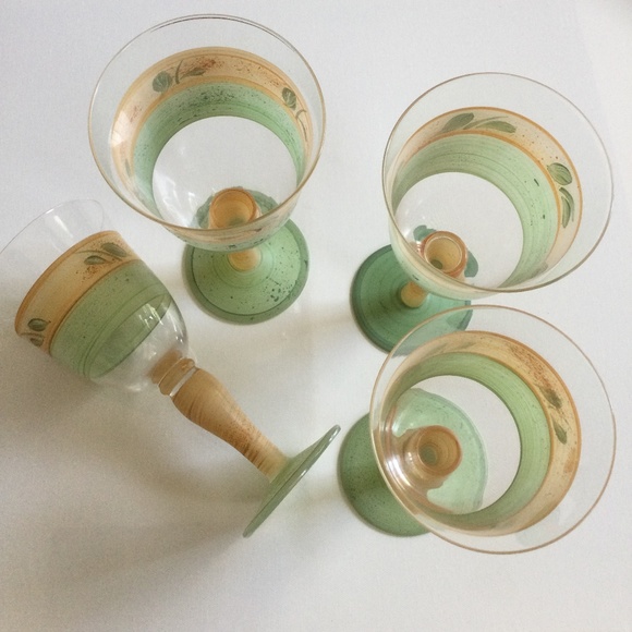 4 Gibson Vintage Hand Painted Wine Goblets - Picture 1 of 5